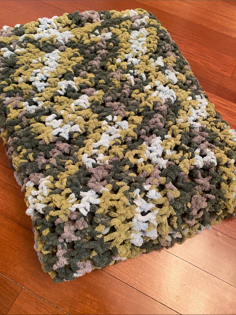 Handmade Multicolor Soft Crochet Throw Beautiful Color Olive, Cream Green 41x57